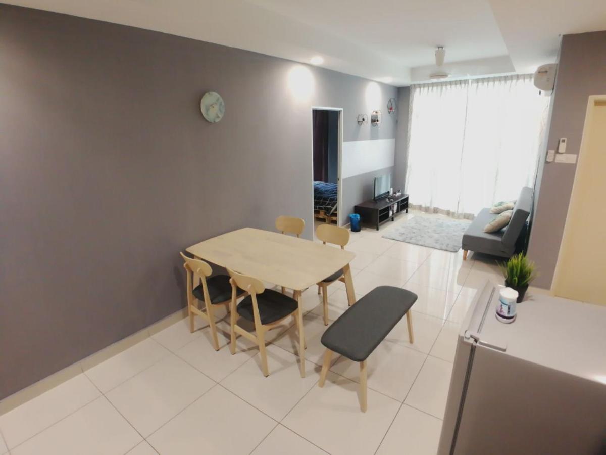 Central Residence Homestay2 @ Sungai Besi, كوالالمبور المظهر الخارجي الصورة