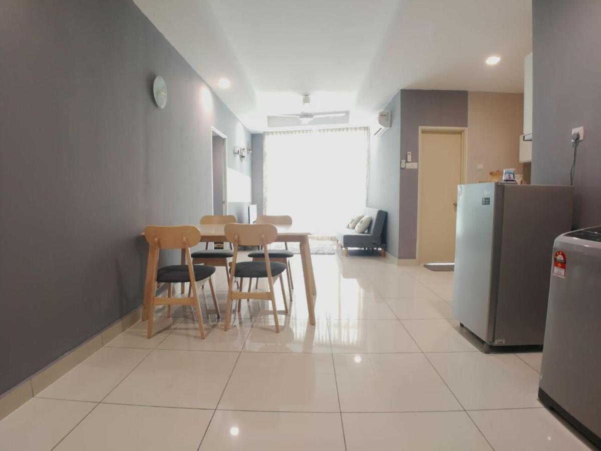 Central Residence Homestay2 @ Sungai Besi, كوالالمبور المظهر الخارجي الصورة